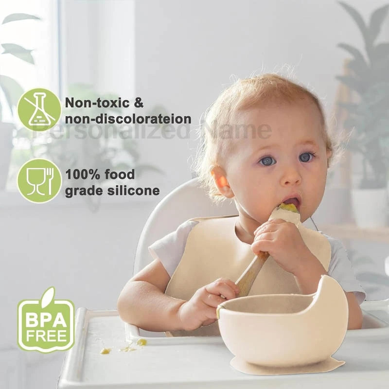 Juego de alimentación de bebé con nombre personalizado, plato de silicona para niños, tazón, taza de paja, vajilla personalizada para niños, suministros para bebés, regalo para recién nacidos